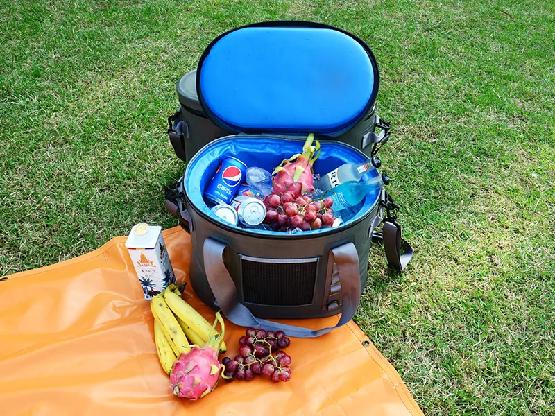 Quam materiam eligere ad castra peram glaciem sarcinam?